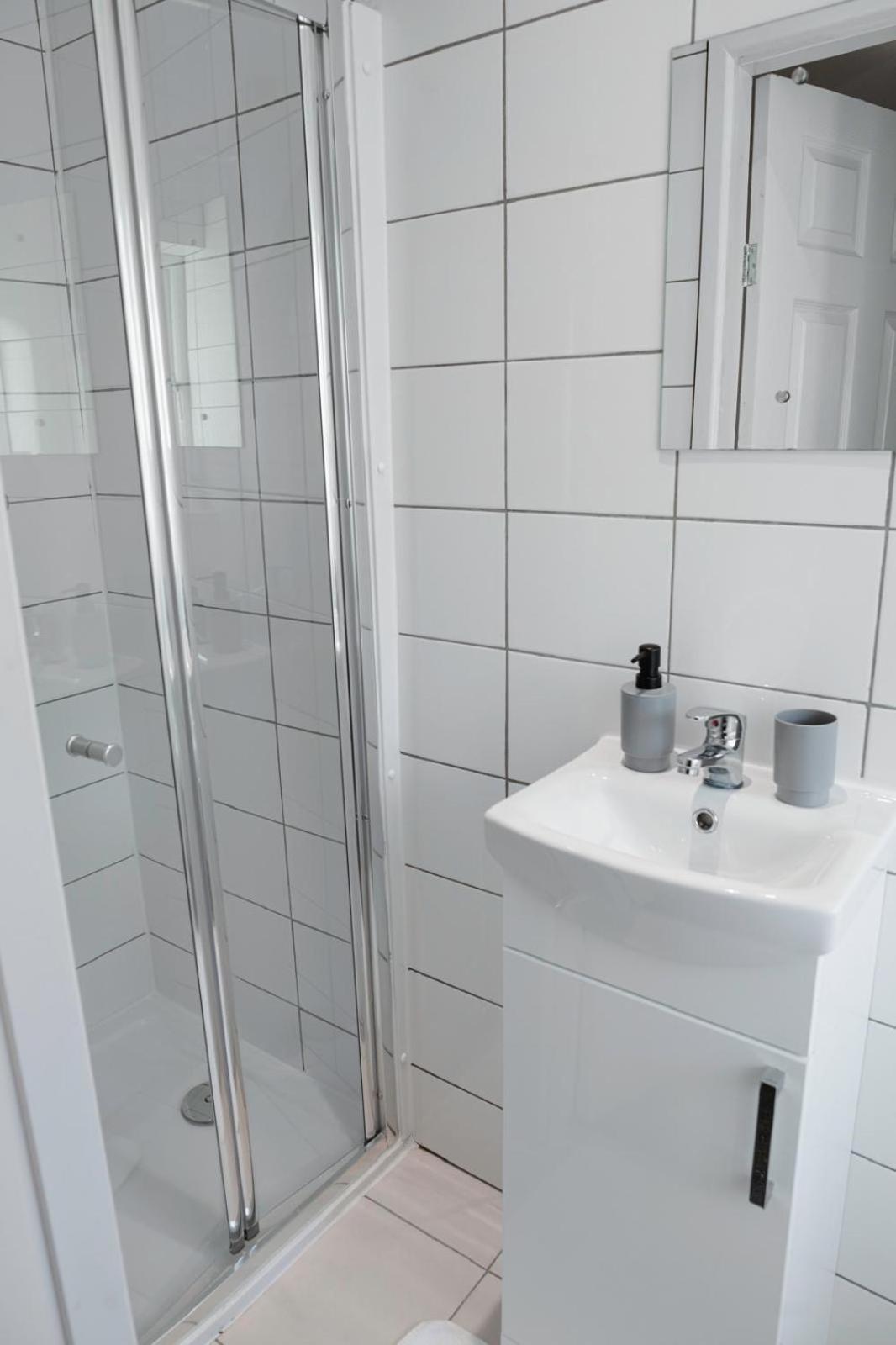 Cosy Ensuite Bedroom I 5Min Walk From Bramall Lane Stadium เชฟฟิลด์ ภายนอก รูปภาพ