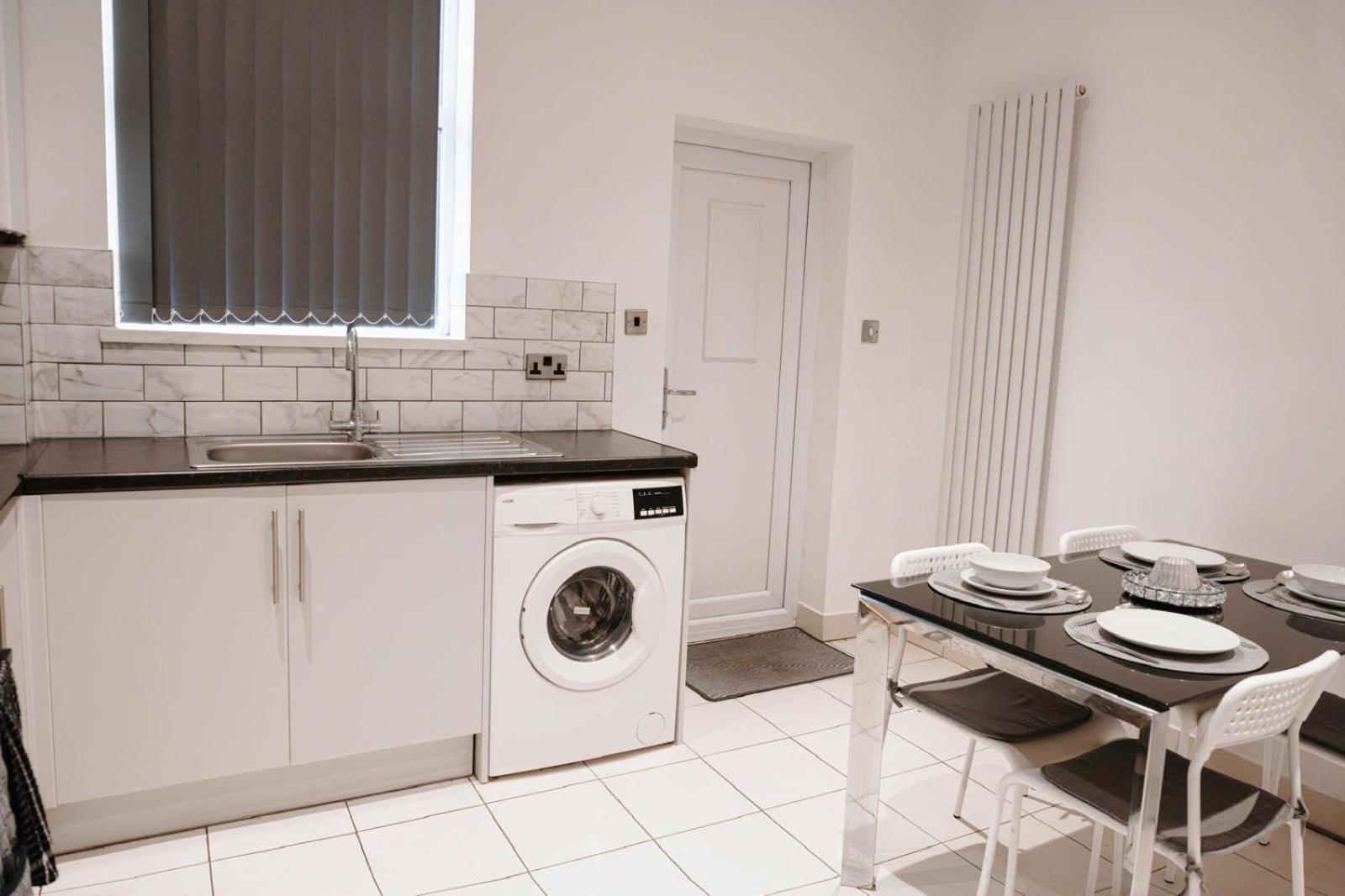 Cosy Ensuite Bedroom I 5Min Walk From Bramall Lane Stadium เชฟฟิลด์ ภายนอก รูปภาพ